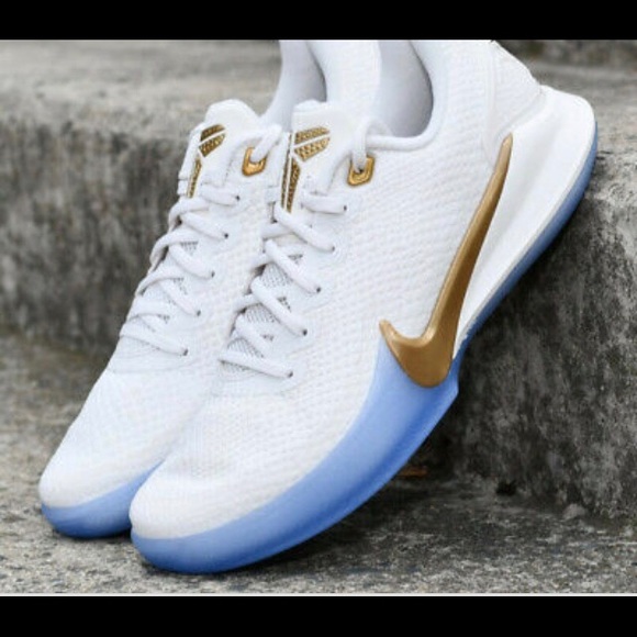 nike kobe mamba focus white gold